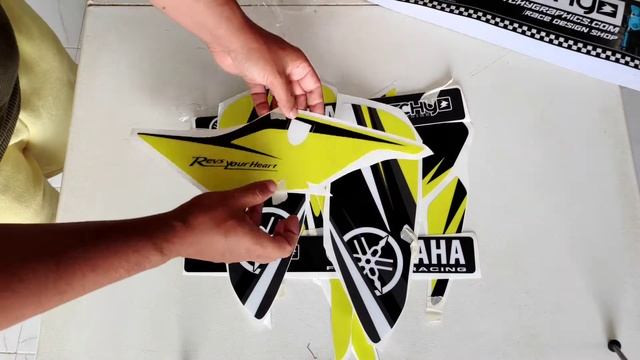 Vinilos switchy graphics Yamaha xt660x смотреть онлайн