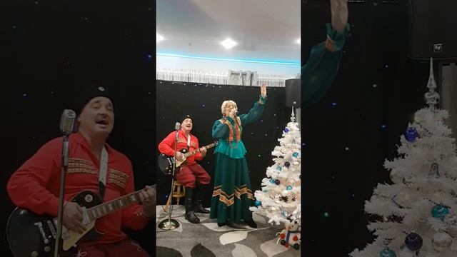 Kubanskie kazaki Natalja und Peter Kondenko Golubaja noch кубанские казаки голубая ночь