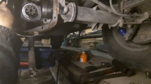 УАЗ Патриот стук в мосту, регулировка хвостовика