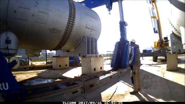 Погрузка парогенератора при помощи SBL1100 смотреть онлайн