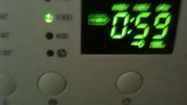 Zanussi ZWG1140M Video Review смотреть онлайн