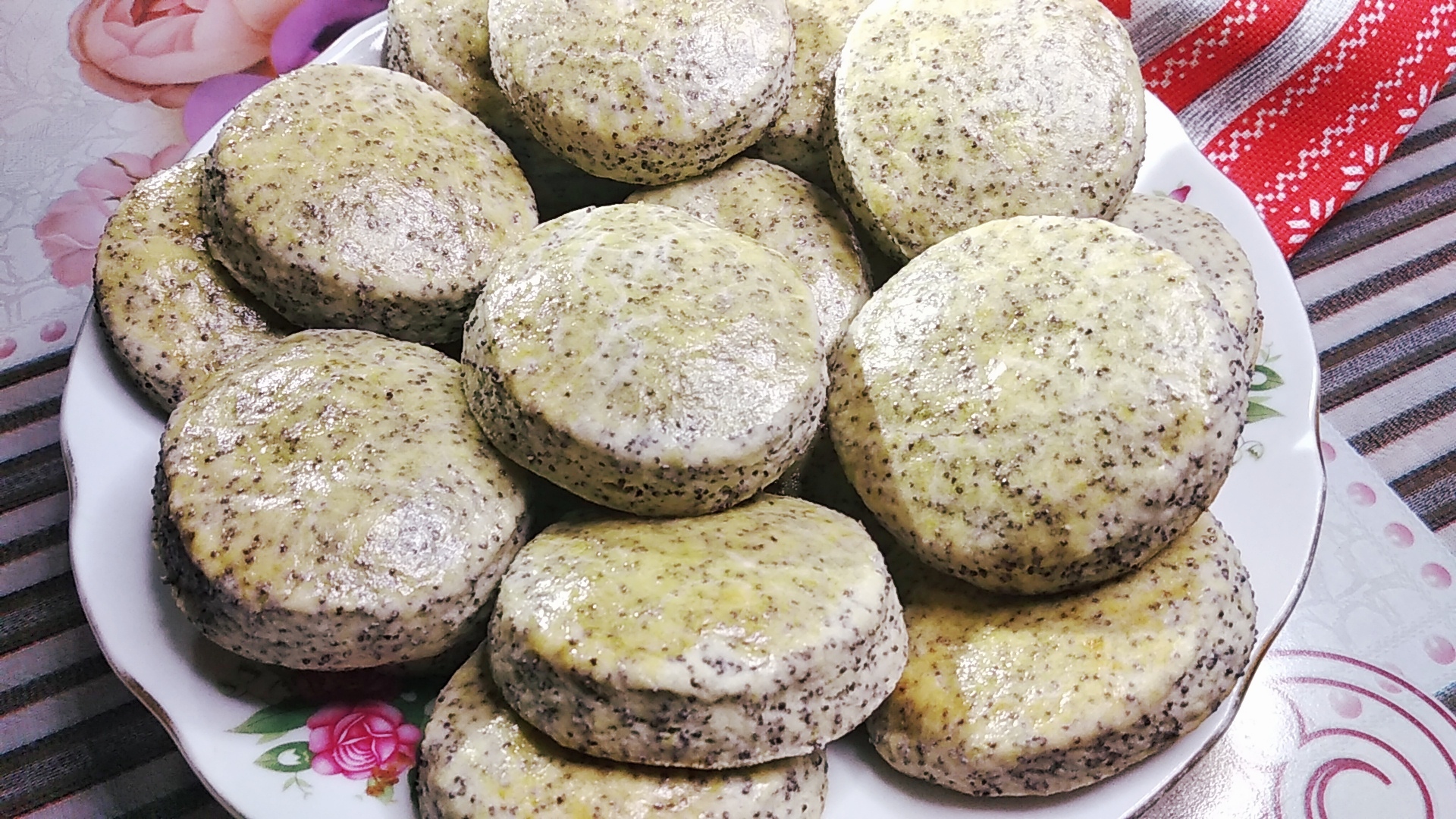 "Коржики с маком". Рецепт из советского детства. Готовы за 20 минут! смотреть онлайн