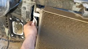 Установка сетки в бампер, сигналы, чистка радиаторов КИА Церато 4