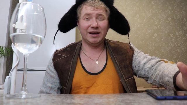 Наташа Губарева МОКРЫЕ МАЙКИ ОТ СТИВЕНА КИНГА! Живу одна в деревне обзор влога. смотреть онлайн