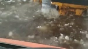Работа тяжёлой техники в условиях крайнего севера, Бульдозер и к700 на зимнике