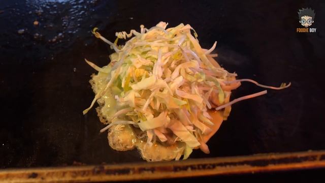 삼겹살 오코노미야끼 / Okonomiyaki with Pork Belly - Korean Street Food / 대구 서문야시장 길거리 음식 смотреть онлайн