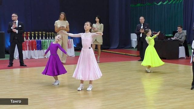 Медленный вальс, танго / Дети-2 St (Соло E) финал - Чемпионат БФТ 2023 спортивные бальные танцы смотреть онлайн