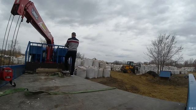 И не густо,и не пусто.Клеим наклейки на двери, все чётко. смотреть онлайн