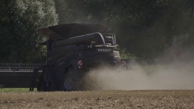 Fendt IDEAL 10T combine Test-Drive (17,100 litre grain tank and no steering wheel) смотреть онлайн