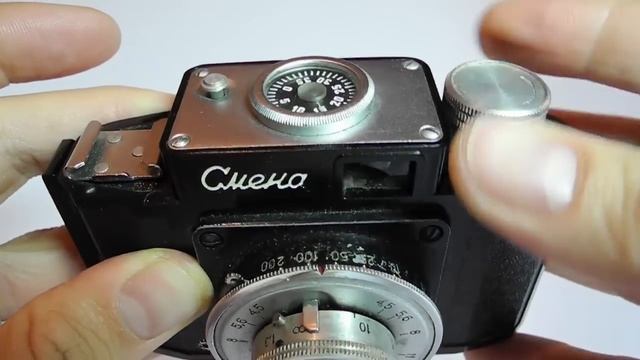 How to load film to Smena 1 camera and take pictures with multi exposure смотреть онлайн