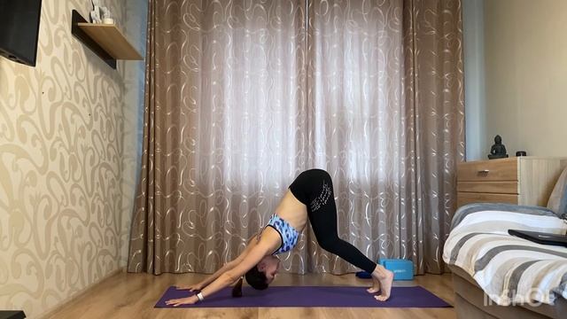 Практика на проработку спины. Йога 30 минут смотреть онлайн