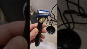 Бритвенный станок Gillette Labs Heated Razor