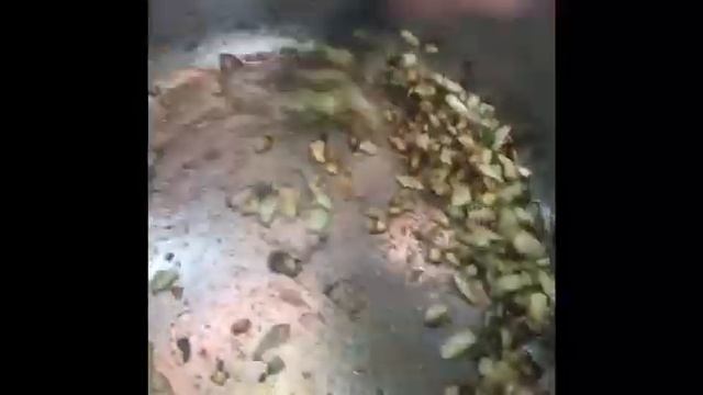 Самоса с начинкой из свежего зеленого горошка смотреть онлайн