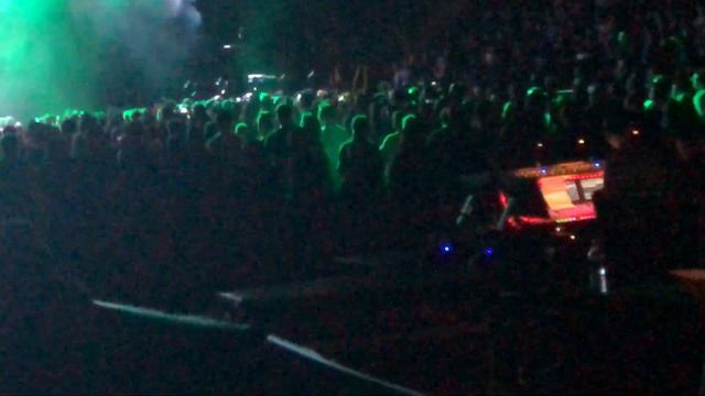Muse - Madness live ALT 92.3's Not So Silent Night 2018 смотреть онлайн