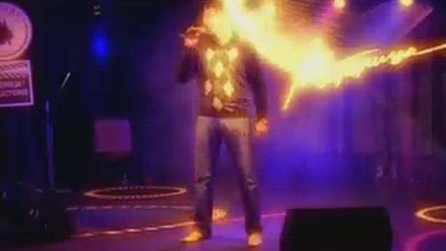 Алексей Берест - Жещина-Осень (LIVE) смотреть онлайн