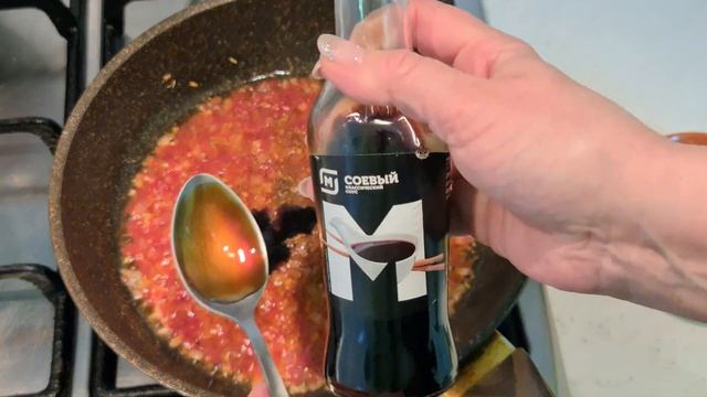 Эту вкуснятину мы готовы есть хоть каждый день. Любимый рецепт приготовления кальмаров в моей семье смотреть онлайн