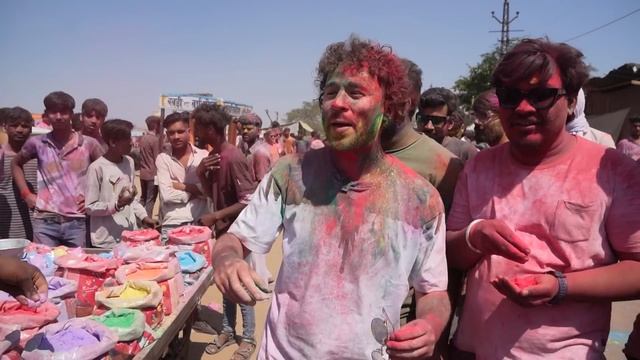 ¡COLOR Y DESCONTROL! | Así se vive ‘Holi’: el fesival colorido de la India ??? смотреть онлайн