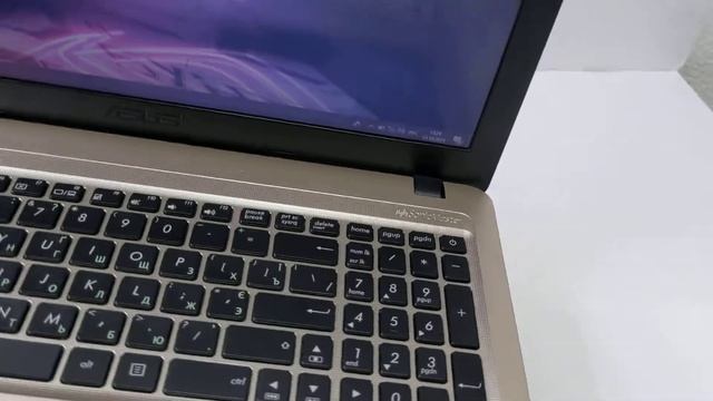 Ігровий ноутбук Asus X540U/FHD/i3-7020U/8Gb/1Tb/MX110-2Gb CN19258 смотреть онлайн