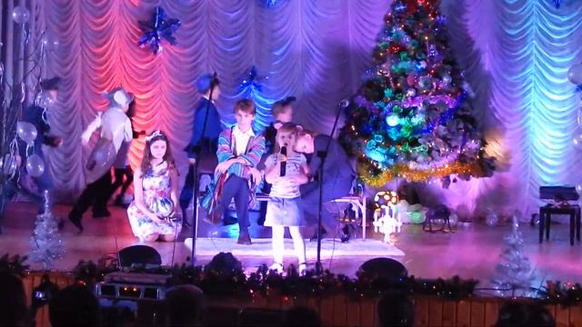 Молодая лошадь, Полина Шипилова 5 лет Ставрополь смотреть онлайн