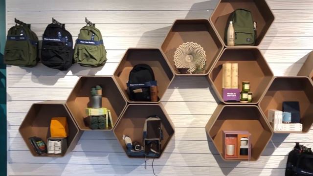 ЧТО ПОСМОТРЕТЬ В ЧИКАГО: ЗООПАРК, CHINATOWN И БАР В НЕБОСКРЕБЕ смотреть онлайн