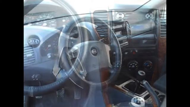 KIA SORENTO 2.5 CRDI EX 140 CV pintura bicolor y cargado de extras смотреть онлайн