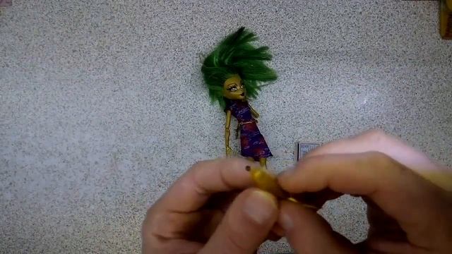 РЕМОНТ ШАРНИРА РУКИ КУКЛЫ МОНСТЕР ХАЙ ДЖЕНИФЕР ЛОНГ. Monster High JINAFIRE LONG смотреть онлайн