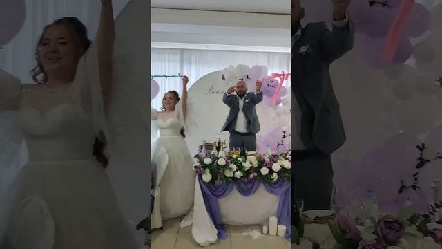 свадьба Виталий и Елена 26.08.23 смотреть онлайн