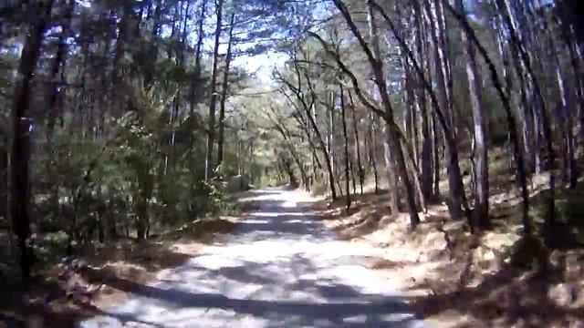 2016-04 - Ялта - спуск от заповедника - камера 1