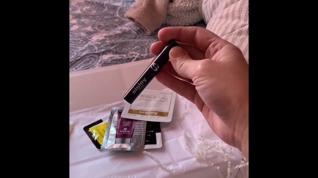 Распаковка косметики Sisleya с официального сайта Sisley