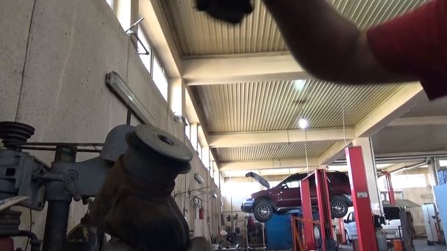 Toyota Land Cruiser Prado -120 , замена пер. ниж. сайлентблоков . Миф про вечный полиуретан . смотреть онлайн