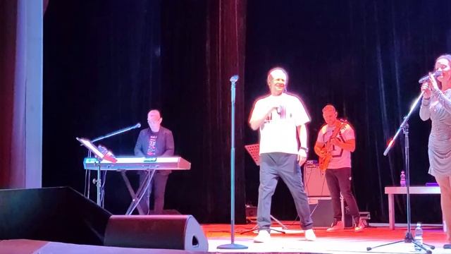 16 ноября 2023 г. Сергей Куренков. Читает стихи о любви. Аншлаг в Нижнем Новгороде. смотреть онлайн