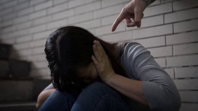 САМЫЕ БЕСПОЛЕЗНЫЕ ВЕЩИ смотреть онлайн