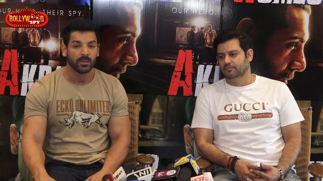 John Abraham Praises Mouni Roy | RAW - Romeo Akbar Walter смотреть онлайн