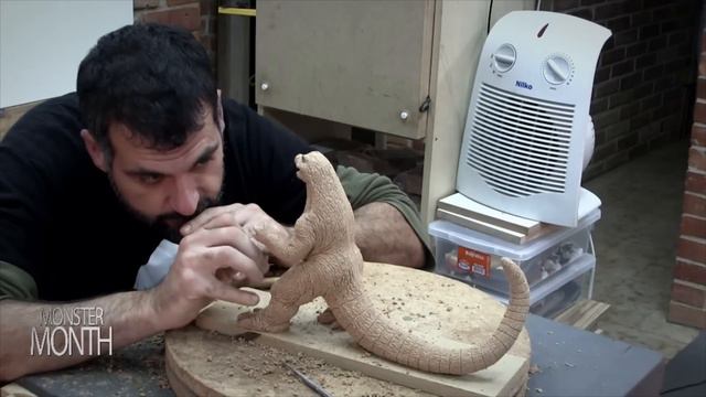 HOW TO SCULPT AN ATOMIC MONSTER GODZILLA - PART 2 - MONSTER MONTH - DAY 21 смотреть онлайн