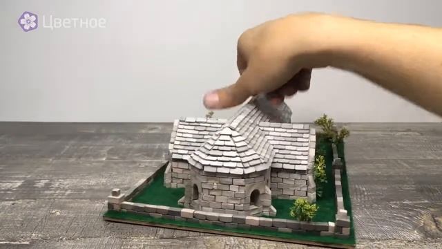 Конструктор из кирпичиков Французская церковь