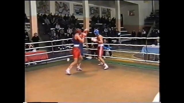 Дмитрий Красичков- Андрей Чуносов (бокс) смотреть онлайн