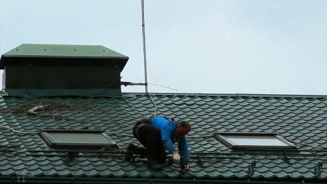 Монтаж решетчатых снегозадержателей смотреть онлайн