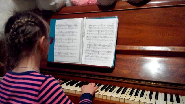 Менуэт, Моцарт смотреть онлайн