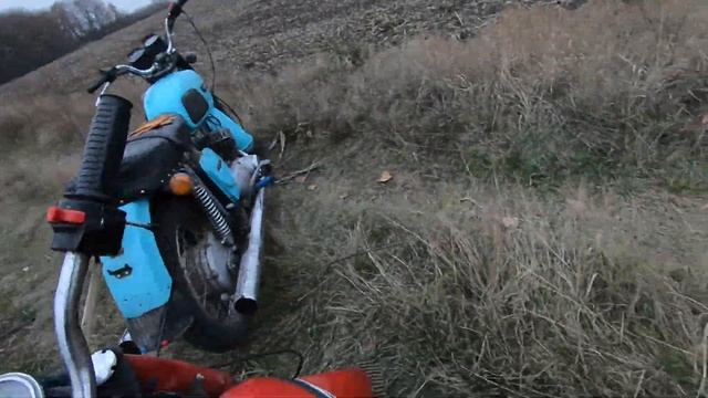 ПОГОНЯ от ПОЛИЦИИ!? ТОП Мотоциклов СССР / Юпитер 4 и Минск125, Юпитер 5 смотреть онлайн