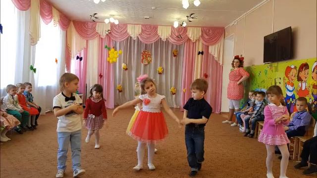 Зоренька 8 Марта смотреть онлайн