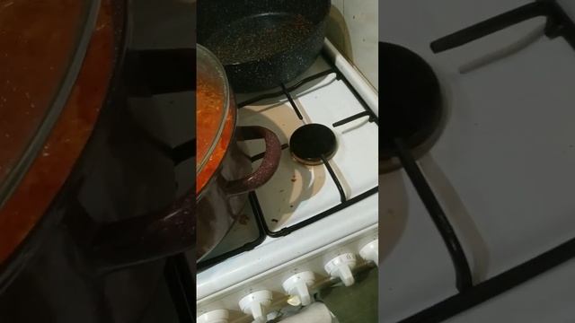 Приготовила Украинский Борщ для чеха. смотреть онлайн