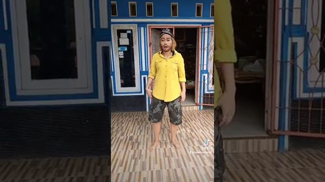 emang paling enak mintak uang sama papa ya guys??????//tiktok @nyaikembang1nyaikembang1 смотреть онлайн