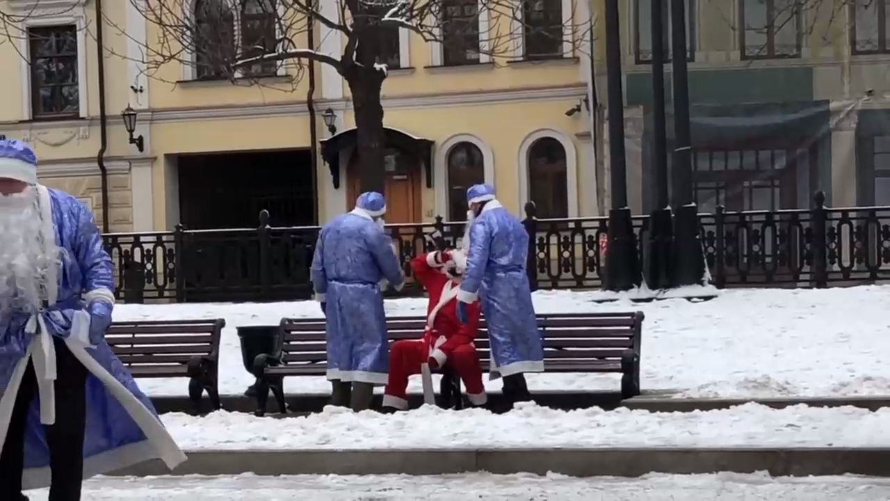 Дед мороз против санта клауса смотреть онлайн