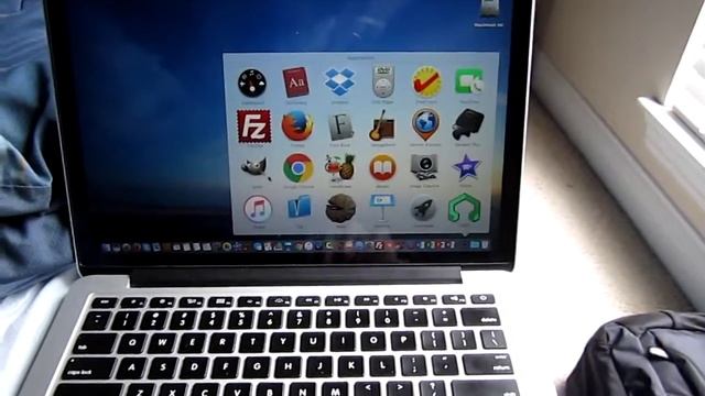 Early 2015 13-inch Apple Retina MacBook Pro running macOS Sierra смотреть онлайн