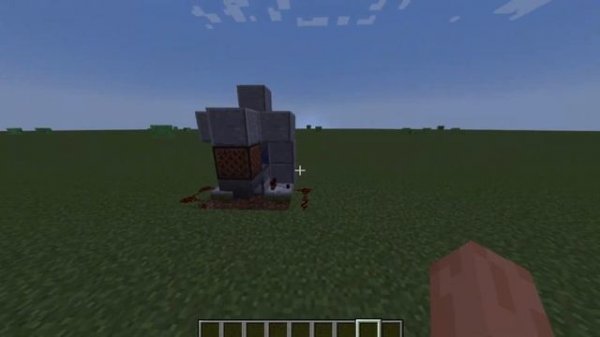 Проигрыватель автоматически воспроизводящий пластинки в Майнкрафте без модов.