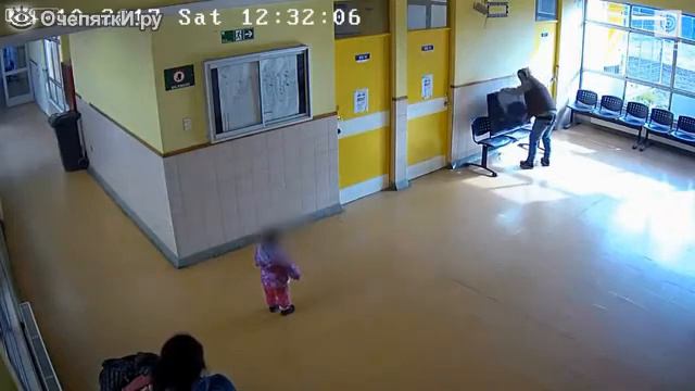 ЖЁСКИЕ ЦЫГАНЕ ВОРУЮТ ВСЕЙ СЕМЬЕЙ смотреть онлайн