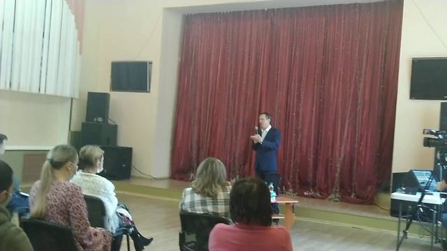 общение жителей города Холмск в здании ЦРДК с главой города Любчиновым Д. Г. 11 февраля 2021 года смотреть онлайн