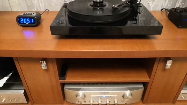 Виниловый проигрыватель Pro-Ject 2-Xperience SB смотреть онлайн