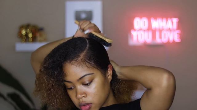 SLICKEST Bun + Edges on Natural Hair [ Step by Step Tutorial ] смотреть онлайн