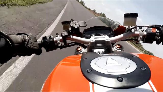 Kinnekulle Ring on Ducati Monster 1100 EVO смотреть онлайн